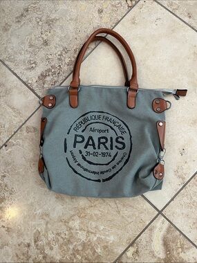 Ma Sha Hua Fei Green Canvas Tote